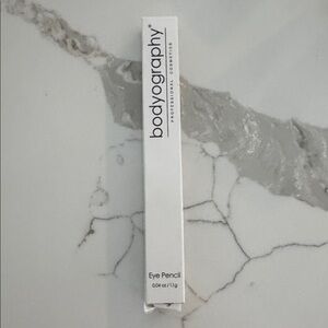 🌸5/$25🌸 Bodyography eye pencil in black walnut